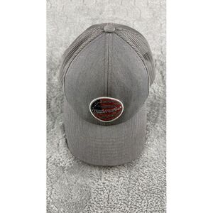 Travis Matthew‎ Snap Back Mesh Trucker Hat Gray Red White Blue Logo Adult OSFM